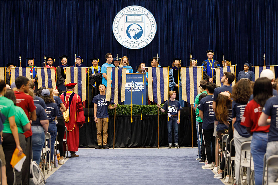 Students, Staff and Faculty on stage at Convocation